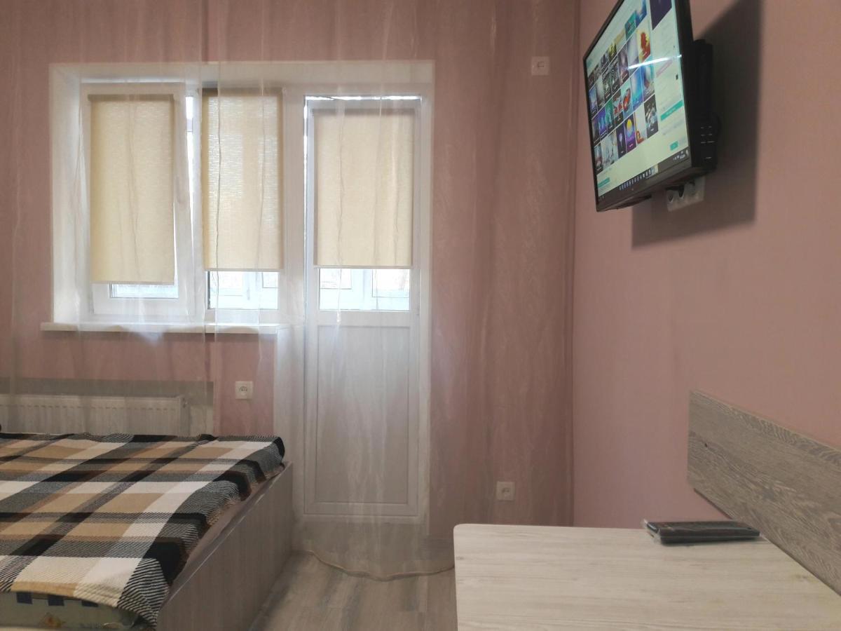 Apartments Near Metalist Stadium Kharkiv Exterior photo